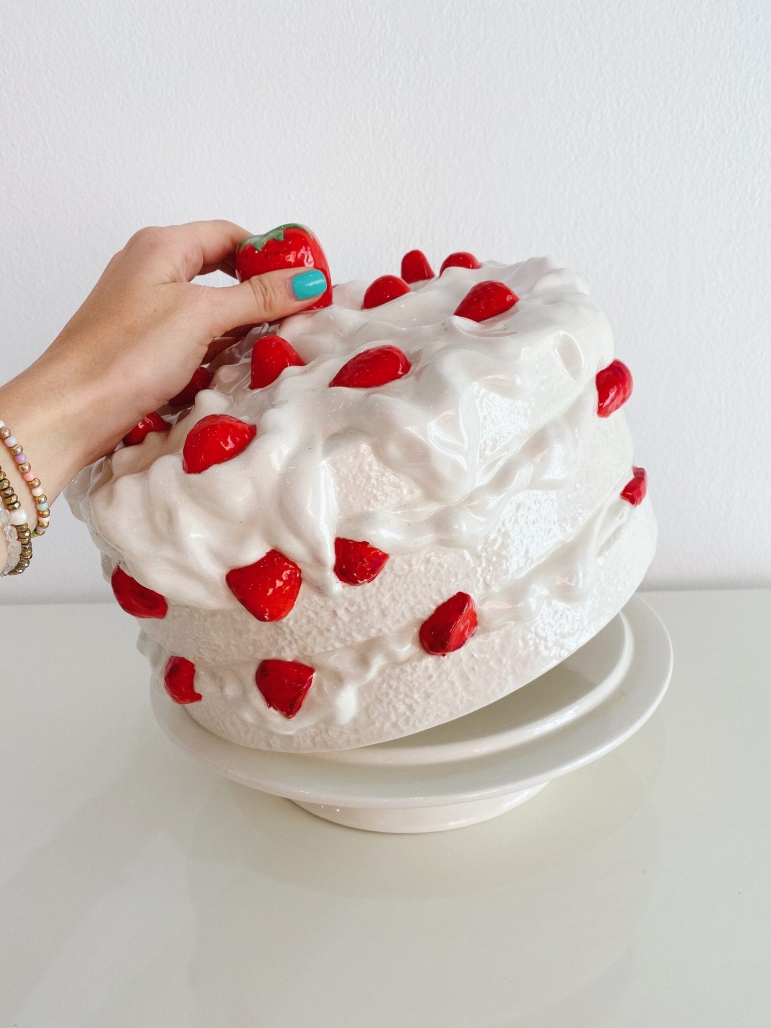 Strawberry Shortcake Cake Stand – Rehaus