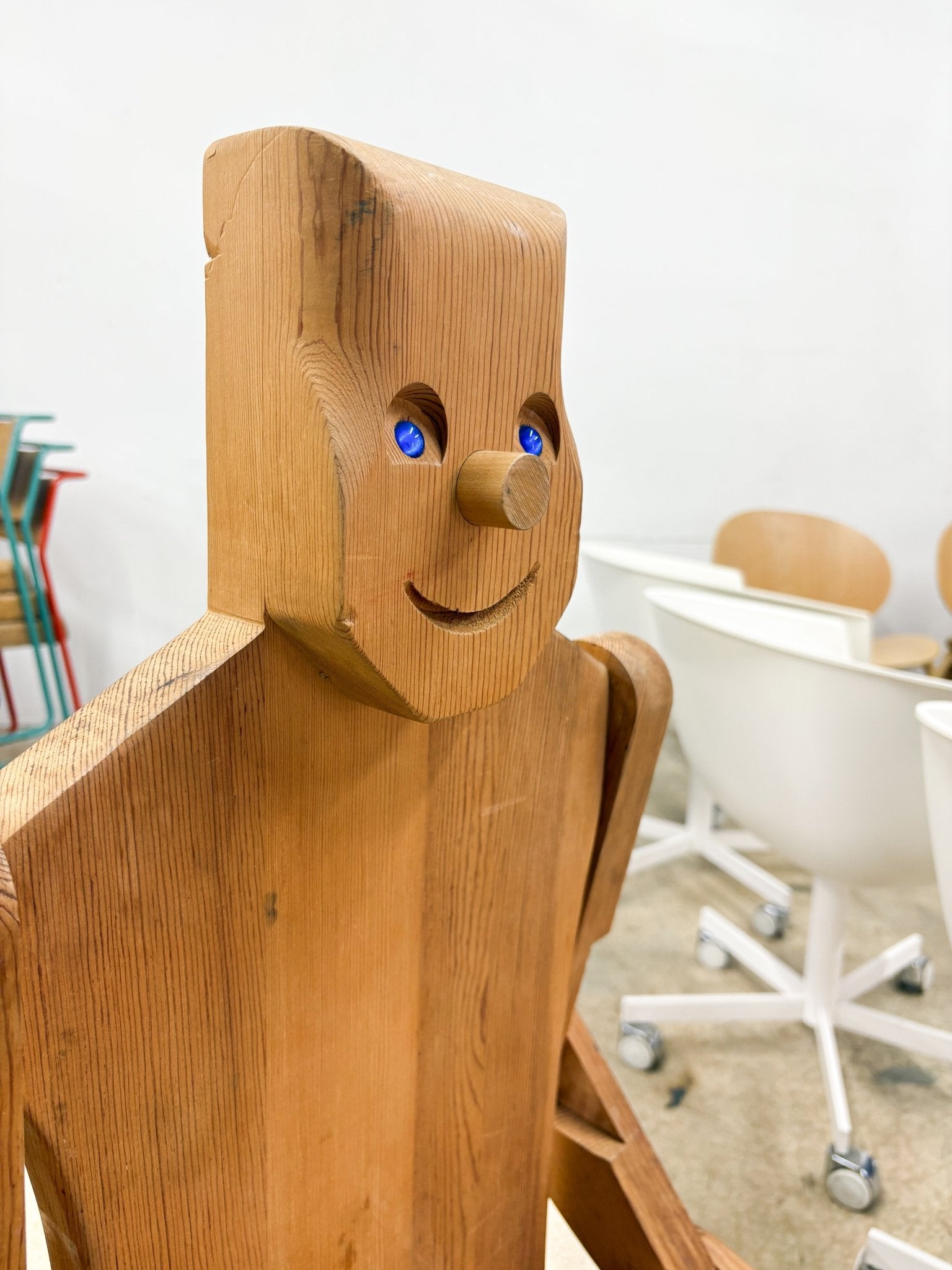 Bendable Wood Man - Rehaus