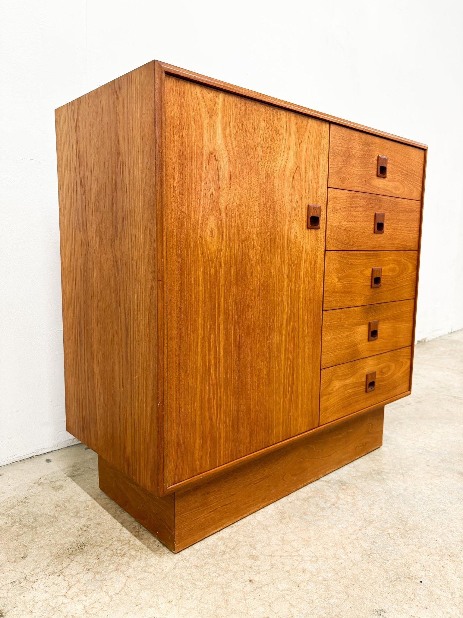 Canadian Teak MCM Gentlemen’s Chest / Dresser - Rehaus