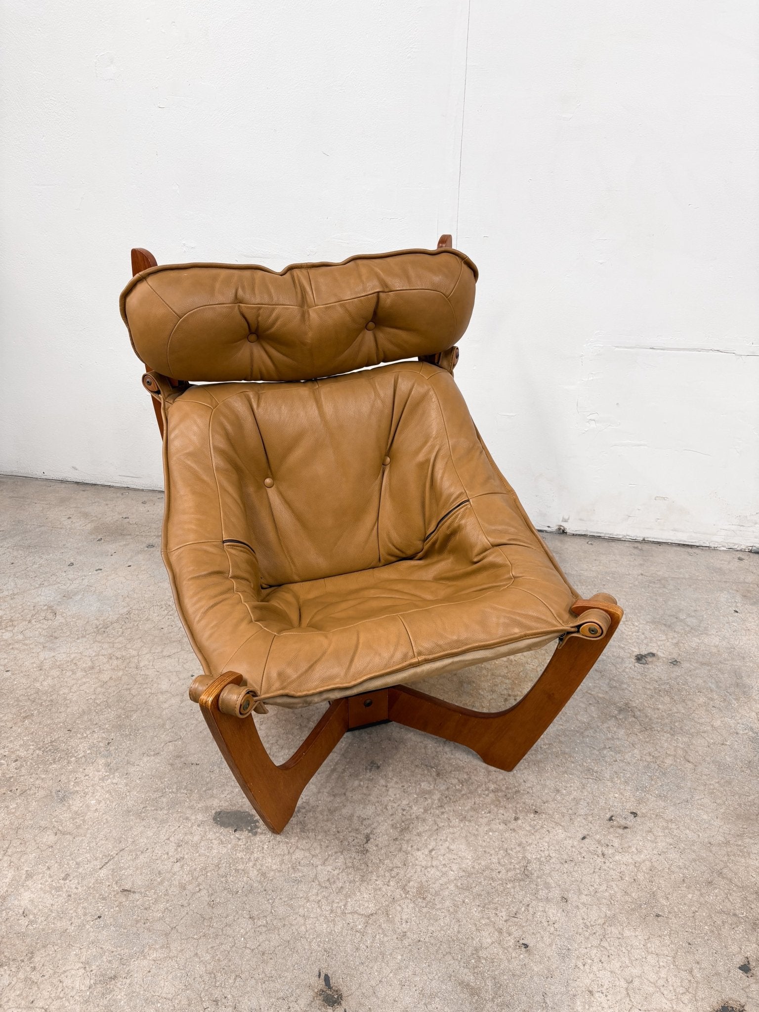 Natural Brown Leather Luna Lounge Chair - Rehaus