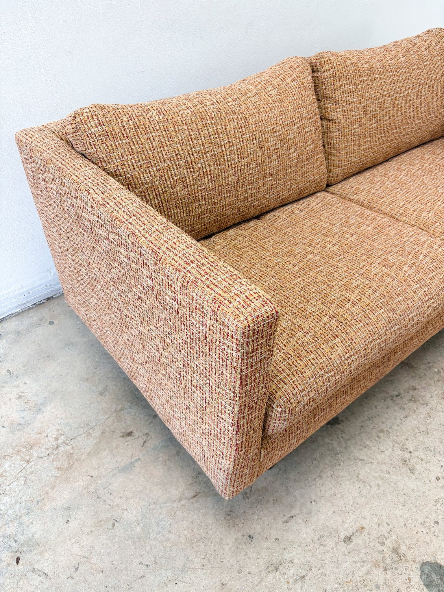 Red + Yellow Woven Cotton Grandpa - core Loveseat - Rehaus