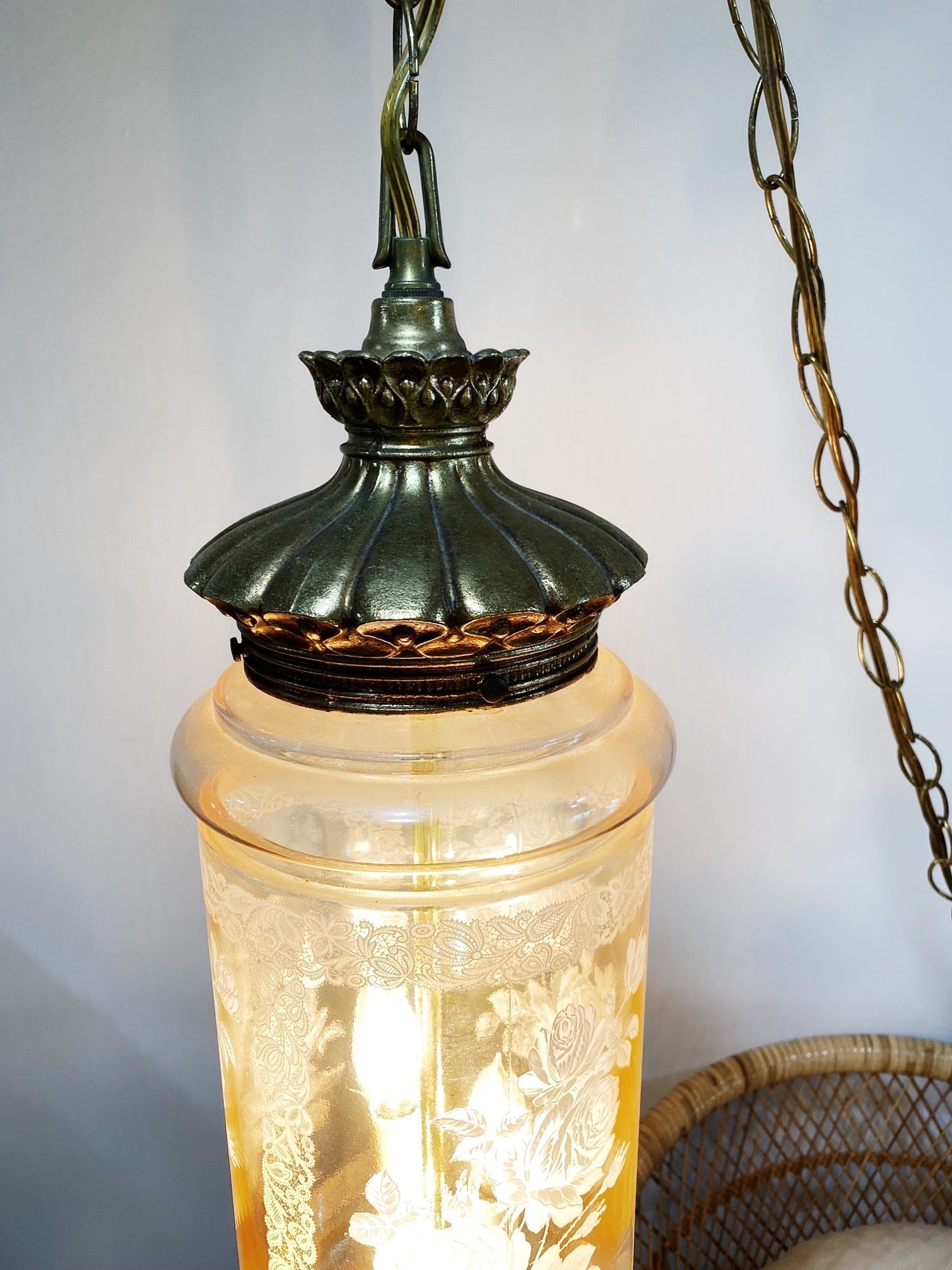 Amber Lacey Rose Hanging Lamp - Rehaus