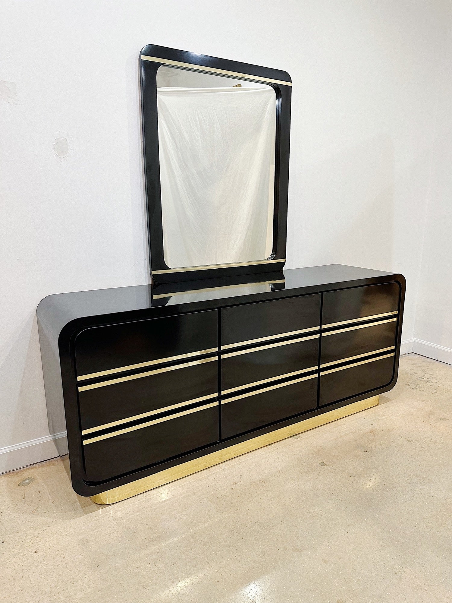 Black & Gold Laminate Dresser & Mirror – Rehaus