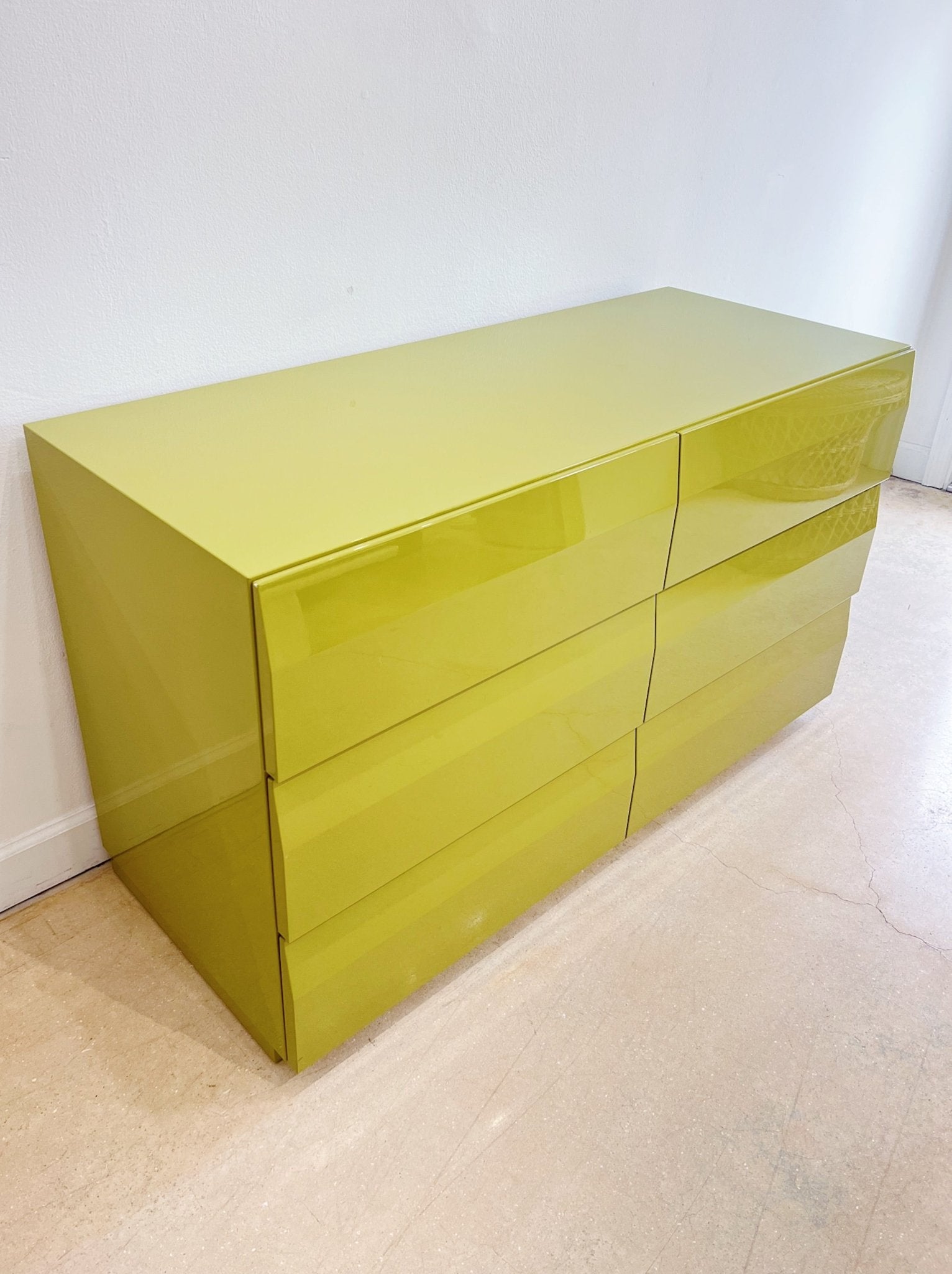 Green Lacquer Lowboy Dresser, ALF Italia - Rehaus