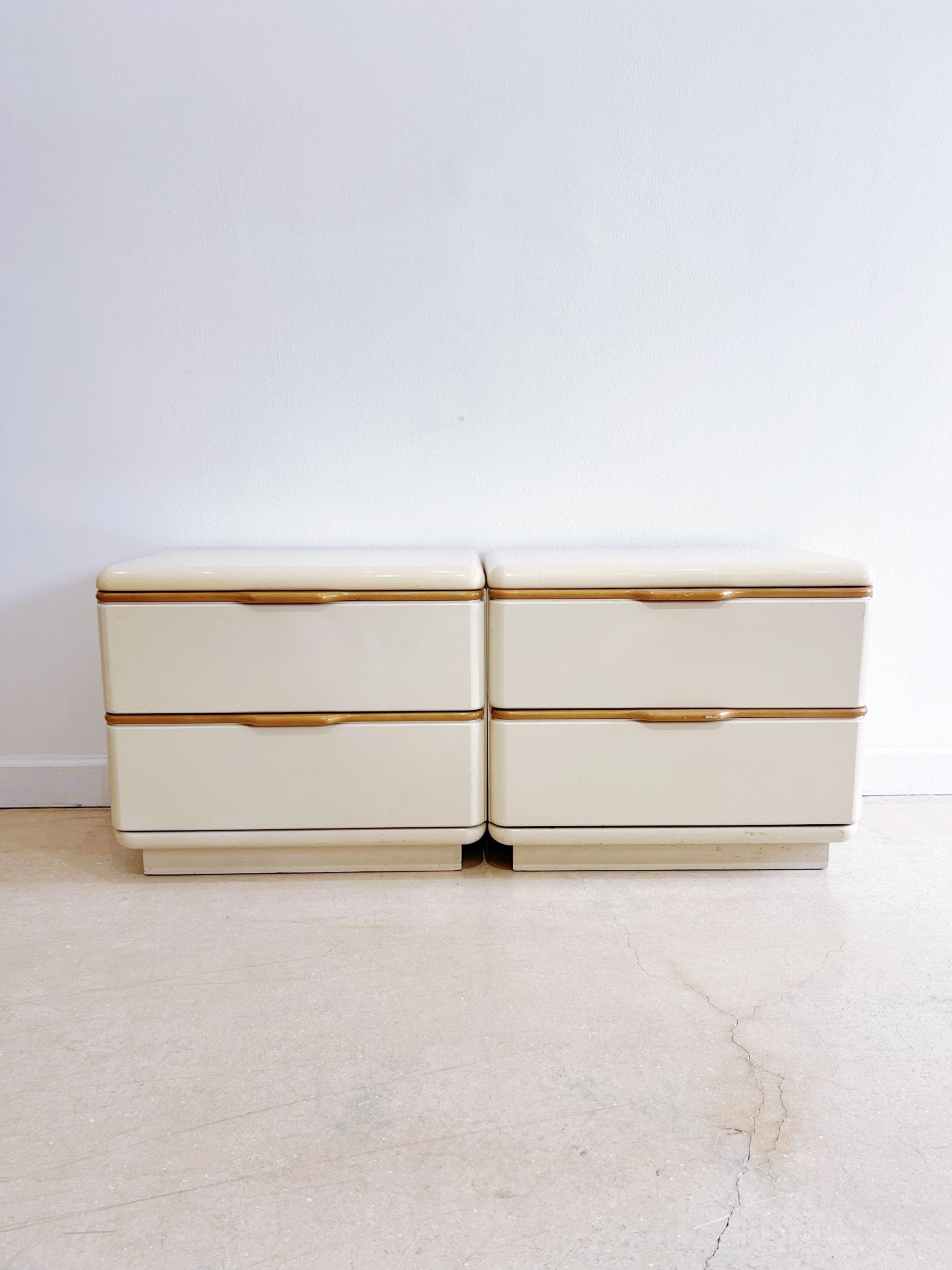 cream lacquer dresser Sagura - 6-Drawer Dresser - Cream