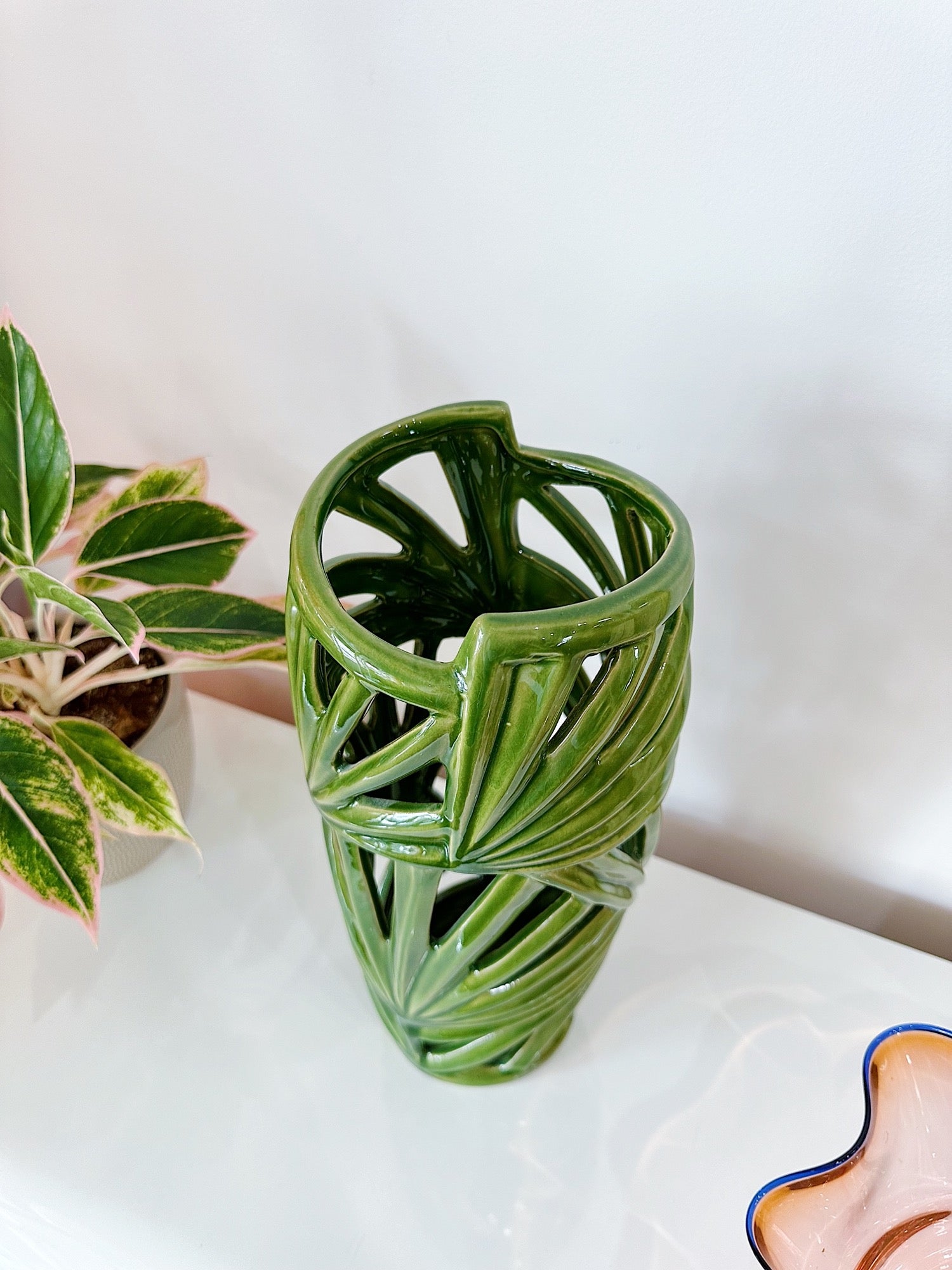 Palm Leaf Dry Vase - Rehaus