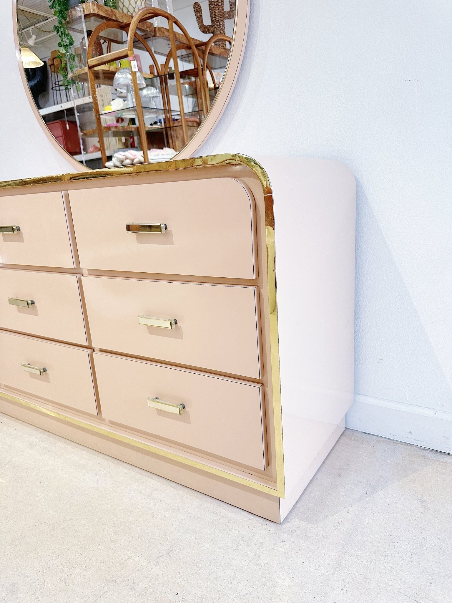 Pink Laminate Waterfall Dresser & Mirror Set Rehaus Pink Laminate Waterfall Dresser & Mirror Set Rehaus