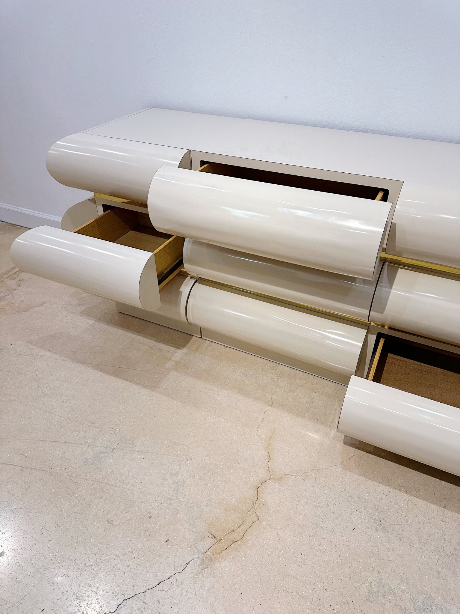 Postmodern Laminate Bullnose Dresser + Corner Rehaus Postmodern Laminate Bullnose Dresser + Corner Rehaus