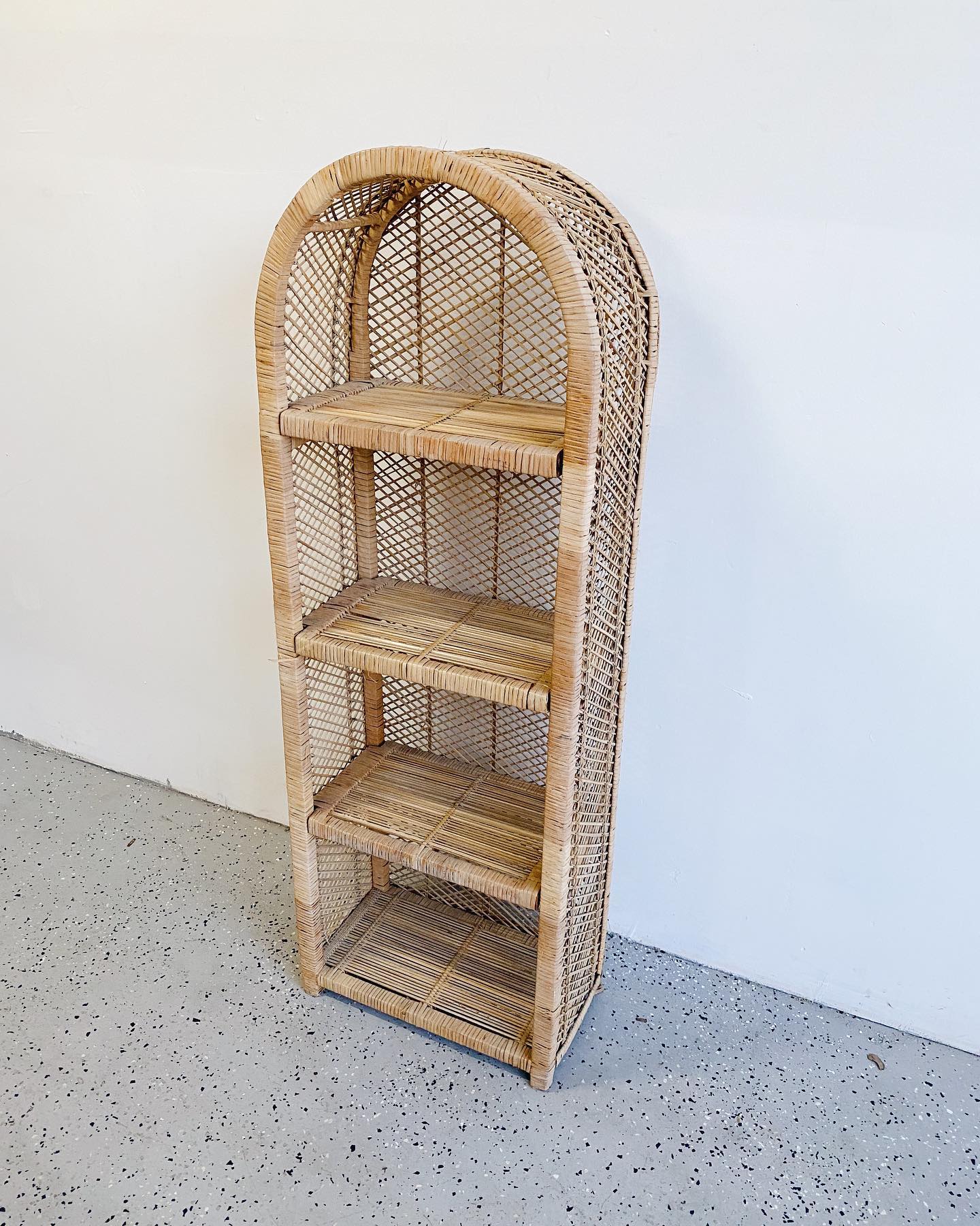 Small Rattan Arch Shelf - Rehaus