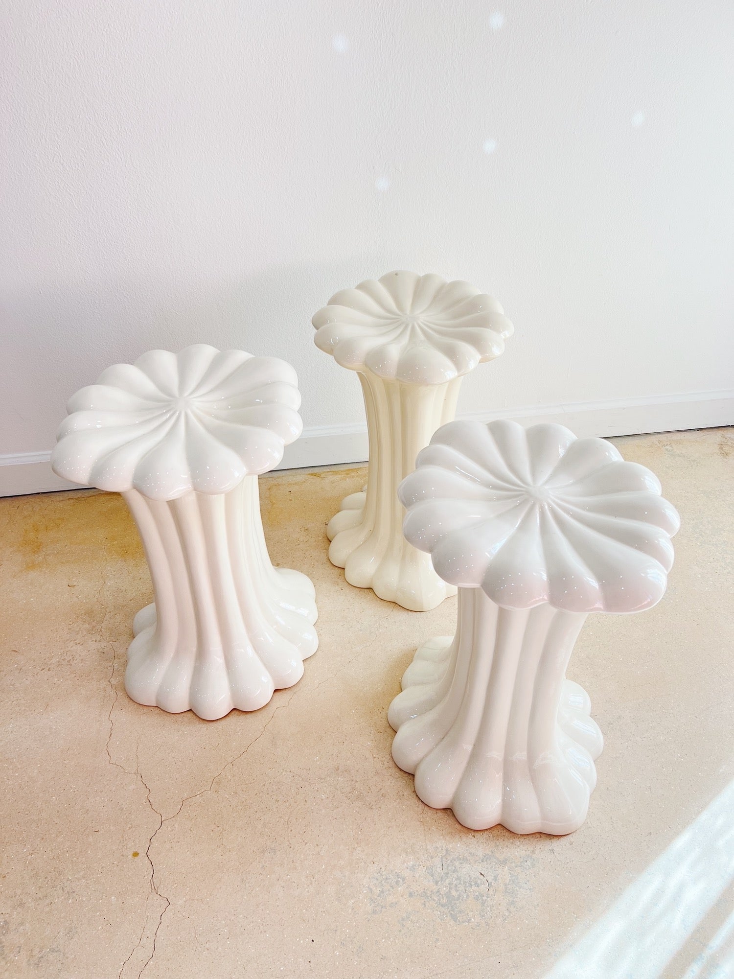 White Ceramic Flower Pedestal - Rehaus