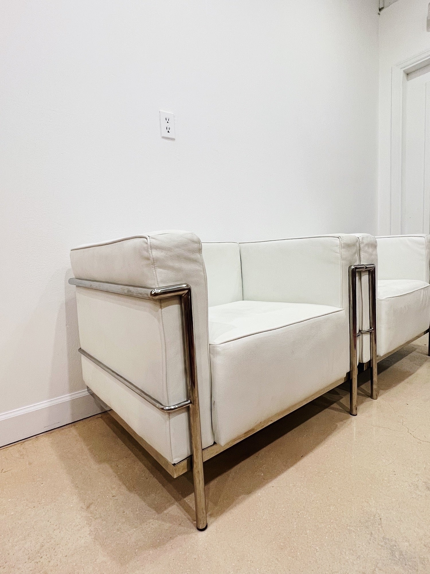 White Leather Corbusier Lounge Chair Set - Rehaus